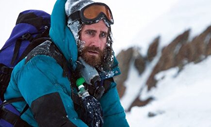 Jake Gyllenhaal, en el papel de Scott Fischer en 'Everest'. | Fotograma