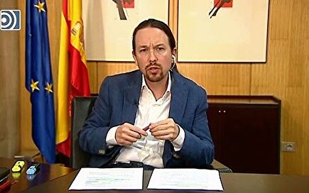 Pablo Iglesias: “La Constitución no es para enseñarla, es para aplicarla”