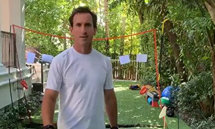 Las 'clases' de golf de Fernández-Castaño: miembros del Gobierno y personajes de izquierda para afinar la puntería