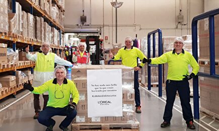 Trabajadores de la fábrica de L'Oreal en Burgos | L'OREAL
