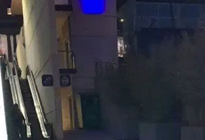 Agresión de ultras de los Boixos Nois al líder de las Brigadas Blanquiazules en el hospital Valle de Hebrón