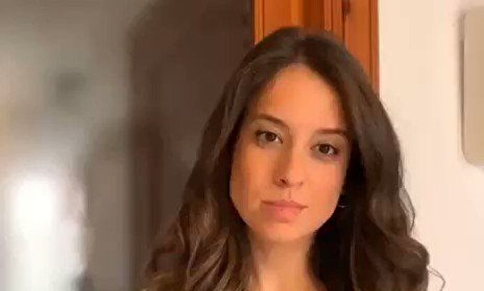 El infantiloide e inclasificable mensaje contra la derecha de la vicepresidenta del parlamento Balear