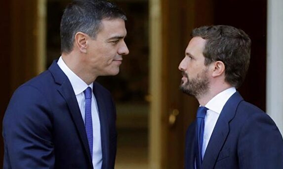 Pedro Sánchez y Pablo Casado en su última reunión en Moncloa | EFE