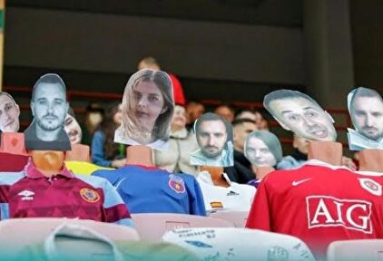 Maniquíes en las gradas del estadio del Dinamo Brest con las caras de los aficionados impresas. | Twitter