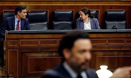 El presidente del Gobierno, Pedro Sánchez, y el vicepresidente segundo, Pablo Iglesias | EFE
