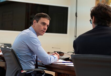 Pedro Sánchez y Salvador Illa. | EFE