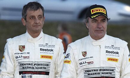 Luis Moya y Carlos Sainz | EFE