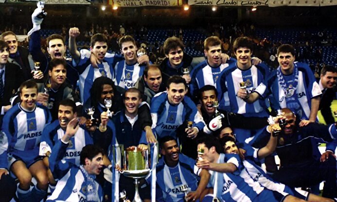 El Dépor dio la campanada en el Bernabéu y conquistó la Copa del Rey en 2002. | EFE