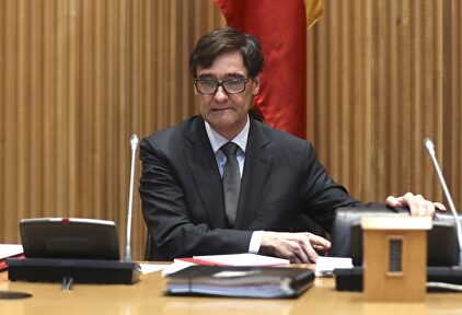 Salvador Illa comparece en la comisión de Sanidad del Congreso | EFE