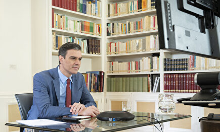 El presidente del Gobierno, Pedro Sánchez, durante una videoconferencia. | Moncloa