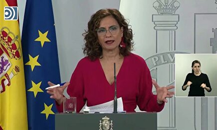 Así justifica Montero que el Gobierno se niegue a poner el crespón negro por las víctimas