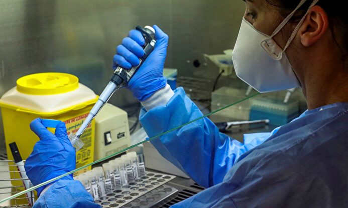 Una imagen del laboratorio del Hospital Puerta de Hierro, en Madrid. | EFE