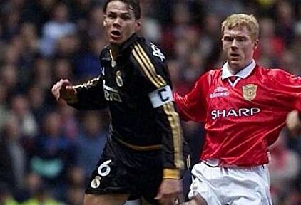 Se cumplen 20 años de la obra de arte de Redondo en Old Trafford