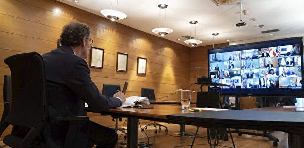 Feijóo durante la videoconferencia de Sánchez con los presidentes autonómicos | EFE