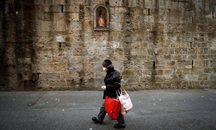 Hornacina de San Fermín en la cuesta de Santo Domingo de Pamplona | EFE