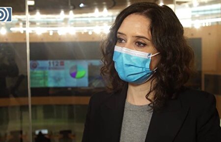 Díaz Ayuso anuncia la compra de 14 millones de "mascarillas de calidad y de larga duración"