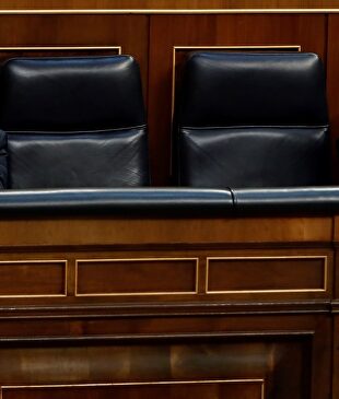 Pedro Sánchez y Pablo Iglesias, en el Congreso | EFE