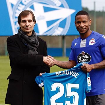 Claudio Beauvue, en su presentación con el Deportivo | Agencias