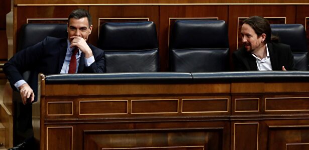 Pedro Sánchez y Pablo Iglesias en el Congreso | EFE
