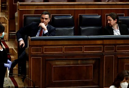 Pedro Sánchez y Pablo Iglesias. | EFE