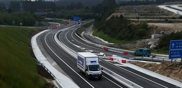 La Xunta abre al tráfico la conexión de la carretera AC-551 con las vías AG-55 y A-6, en Arteixo (La Coruña) | CONSELLERIA DE INFRAESTRUTURAS