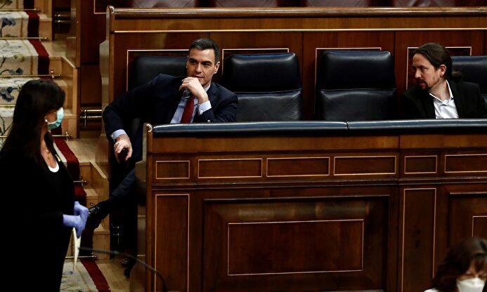 Pedro Sánchez y Pablo Iglesias. | EFE