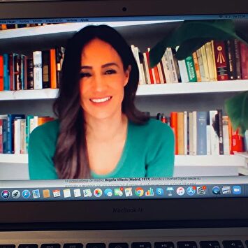 Entrevista a Begoña Villacís: “Me extraña que nos haya llamado el Rey y Sánchez no”