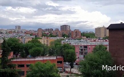 La cacerolada para pedir la dimisión de Sánchez se extiende por toda España