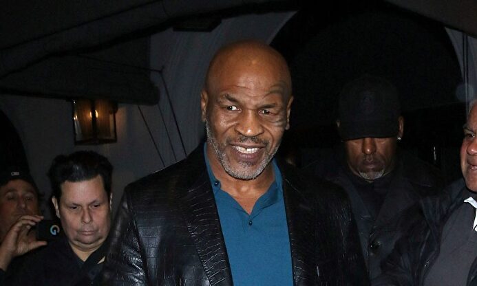 Los puños de acero de Mike Tyson a sus 53 años que sorprenden al mundo