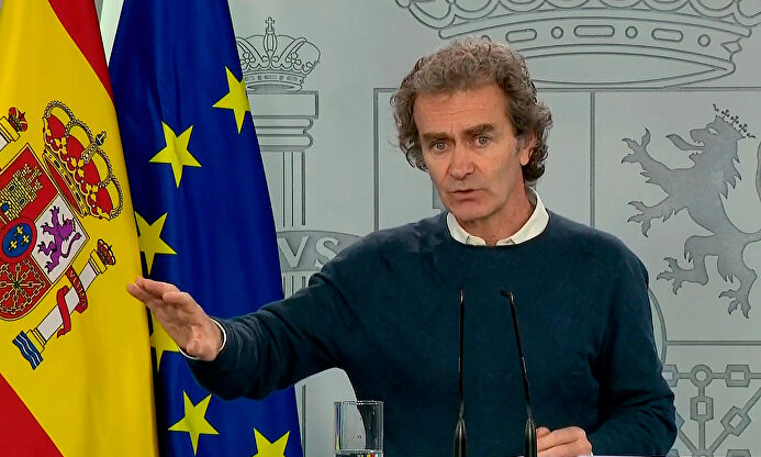 Fernando Simón, ocultando la información sobre la epidemia | EFE