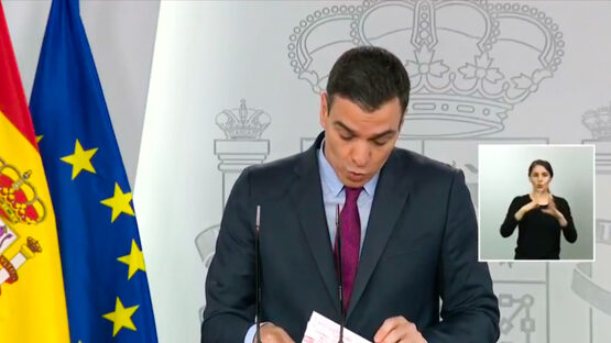 El gran bulo de Sánchez: presume del informe de la OCDE que ya ha sido desmentido por la OCDE