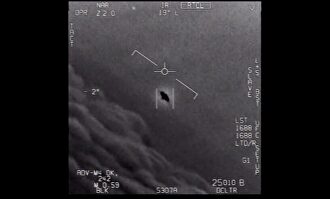 Fotograma de uno de los vídeos sobre OVNIS | US Navy