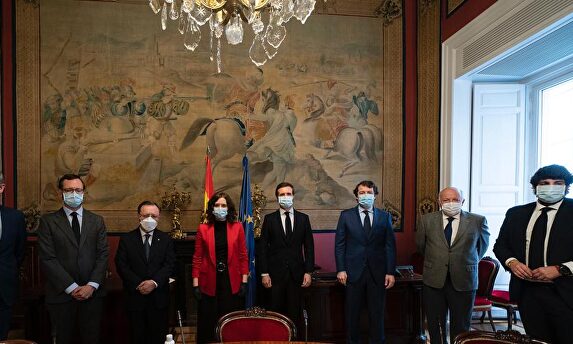 Casado con algunos de sus presidentes autonómicos. | Mudarra