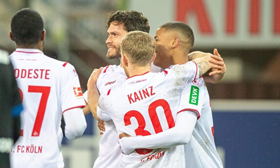 os jugadores del Colonia celebran un gol en un partido de la Bundesliga. | Cordon Press
