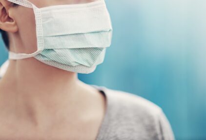 Una persona con mascarilla. | Europa Press