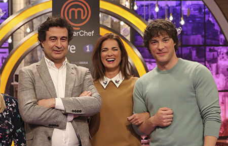 Macarena Rey, en el centro |  Gtres