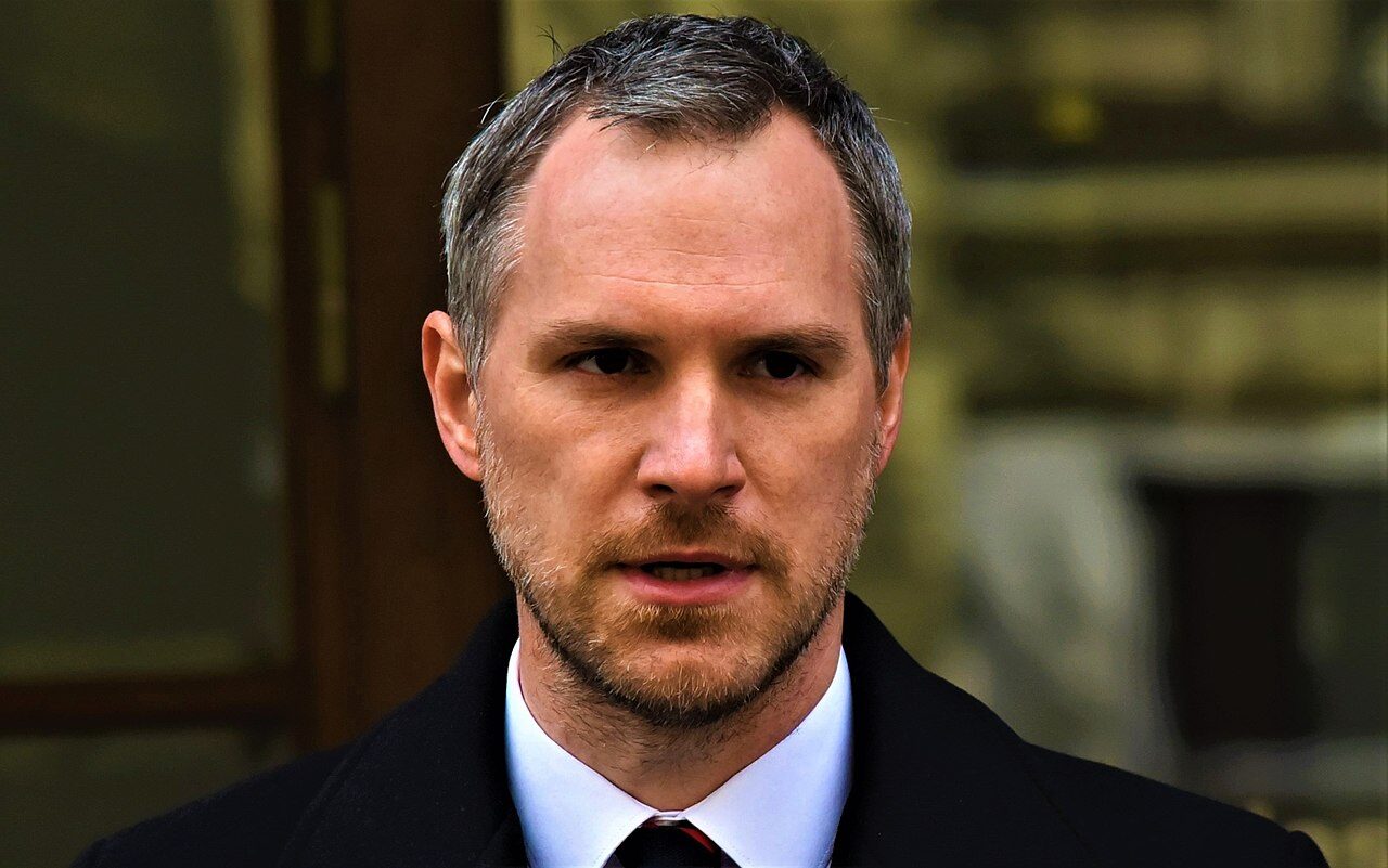 El alcalde de Praga, Zdenek Hrib, del Partido Pirata | Wikipedia