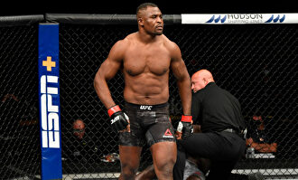 Brutal KO en la UFC en menos de 20 segundos