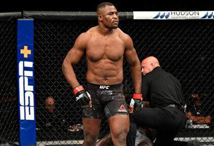 Brutal KO en la UFC en menos de 20 segundos