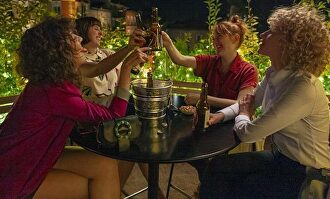 Una imagen de Valeria | Netflix