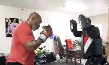 Impresionante: así se prepara Mike Tyson para volver a subir al ring con 53 años