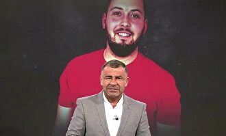 Jorge Javier Vázquez, con José Antonio Avilés de fondo. | Supervivientes