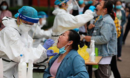 Habitantes de Wuhan en la nueva campaña de test de coronavirus | EFE