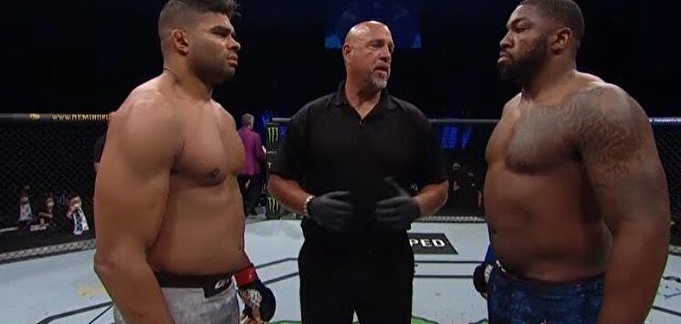 La increíble pelea en la UFC: de ser apalizado... a tumbar a su oponente con una brutal patada