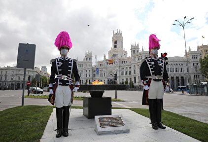 Monumento a las víctimas del coronavirus covid19 en la céntrica plaza de Cibeles de Madrid | Ayuntamiento de Madrid