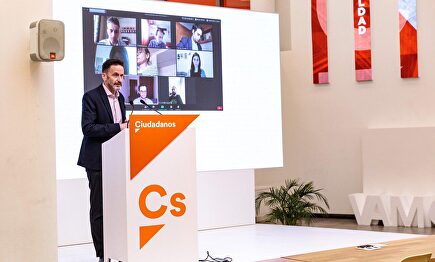 El portavoz adjunto de Ciudadanos, Edmundo Bal, durante su rueda de prensa de este lunes. | Eugenia Morago.