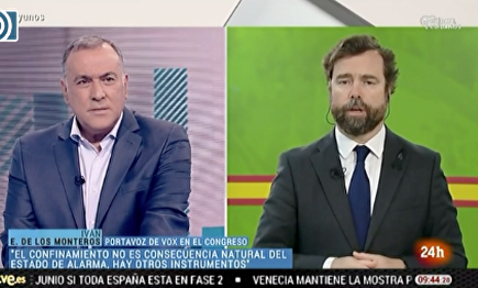 Espinosa de los Monteros pone en su sitio a Fortes por la supuesta independencia de TVE
