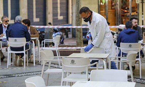 El paro subirá al 17% este año y al 17,2% el próximo | Europa Press