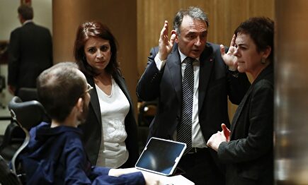 Lastra, Echenique, Enrique Santiago y la diputada proetarra. Los firmantes del acuerdo de derogación de la reforma | EFE