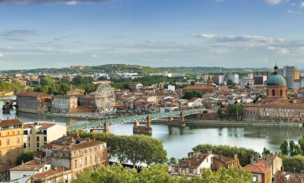 Una vista panorámica de la ciudad francesa de Toulouse. | Toulouse